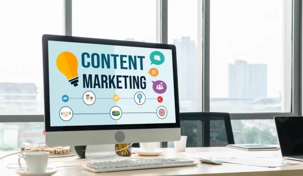 content marketing services in Toronto by raccooneyes